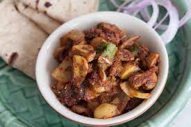 Mushroom Hara Pyaza /2 Pyaza